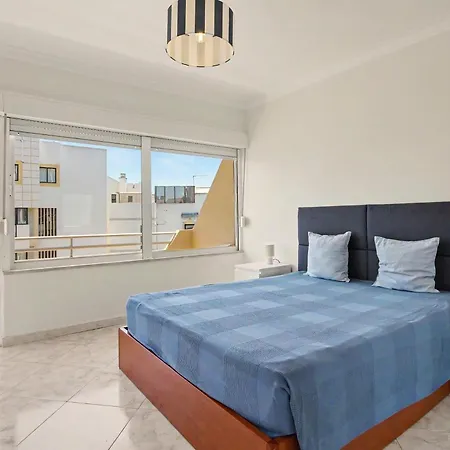 Apartment Mouratennis